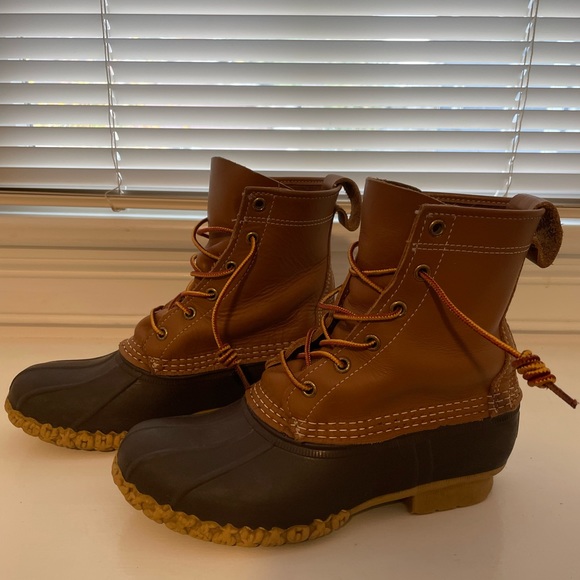 Women’s Bean Boots, 8” - Picture 1 of 5
